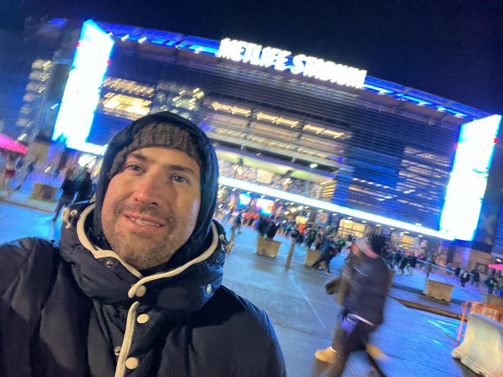 Álvaro en el MetLife Stadium